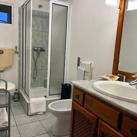 Casa Da Vinha Casa de Férias Feteira (Terceira)